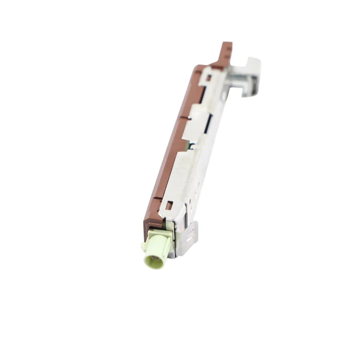 83A Antenna Amplificatore per Audi Q3 F3 con numero di parte 83A035225M Audi Q3 F3 83A Antenna Amplificatore - SKU 83A035225M - Numero di parte 83A035225M