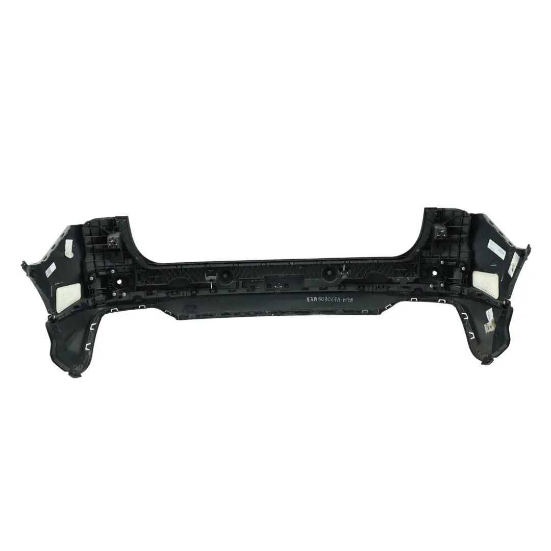 Tylny Zderzak Mythical Black Czarny Metalik - Y9T do Audi Q3 8U o numerze 83A807067A Audi Q3 8U Tylny Zderzak Mythical Black Czarny Metalik - Y9T - SKU 83A807067A-MYB - Numer Części 83A807067A