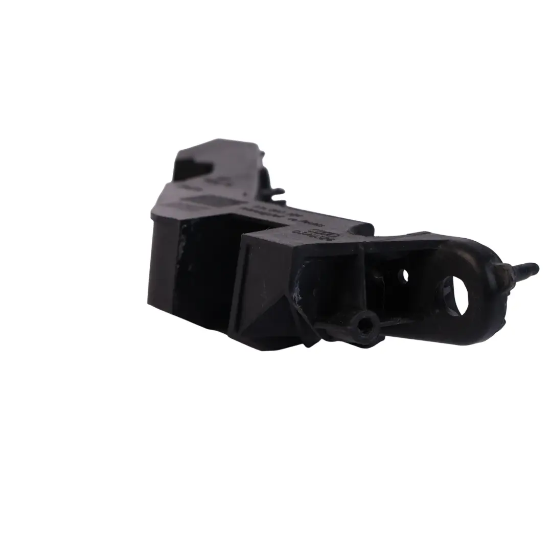 Prowadnica Ślizg Mocowanie Zderzaka Przedniego Prawe do Audi Q3 F3 o numerze 83A807184 Audi Q3 F3 Prowadnica Ślizg Mocowanie Zderzaka Przedniego Prawe - SKU 83A807184 - Numer Części 83A807184