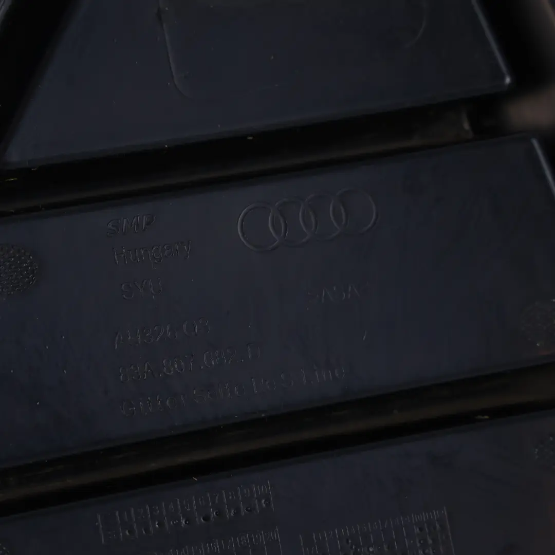 Audi Q3 F3 Kratka Atrapa Zaślepka Zderzaka Przedniego Prawa - SKU 83A807682D - Numer Części 83A807682D