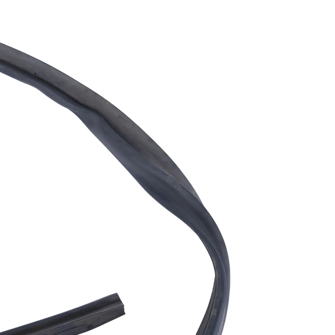 Pannello Soglia Porta Gonna Guarnizione Tenuta Sinistra per Audi Q3 F3 con numero di parte 83A833177 Audi Q3 F3 Pannello Soglia Porta Gonna Guarnizione Tenuta Sinistra - SKU 83A833177 - Numero di parte 83A833177