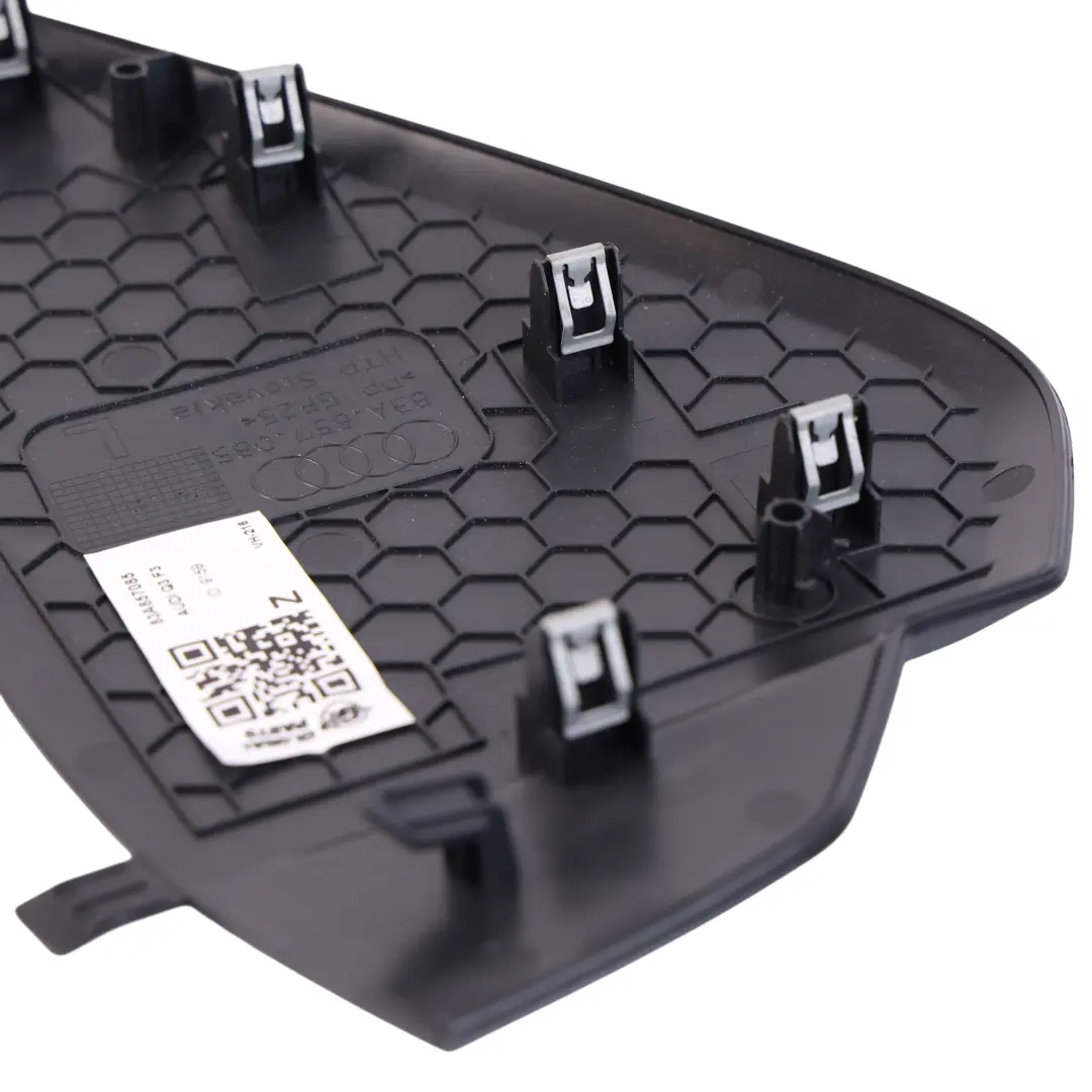 Audi Q3 F3 Dashboard Ende Abdeckung Kappe Formteil Panel Links - SKU 83A857085 - Teilenummer 83A857085