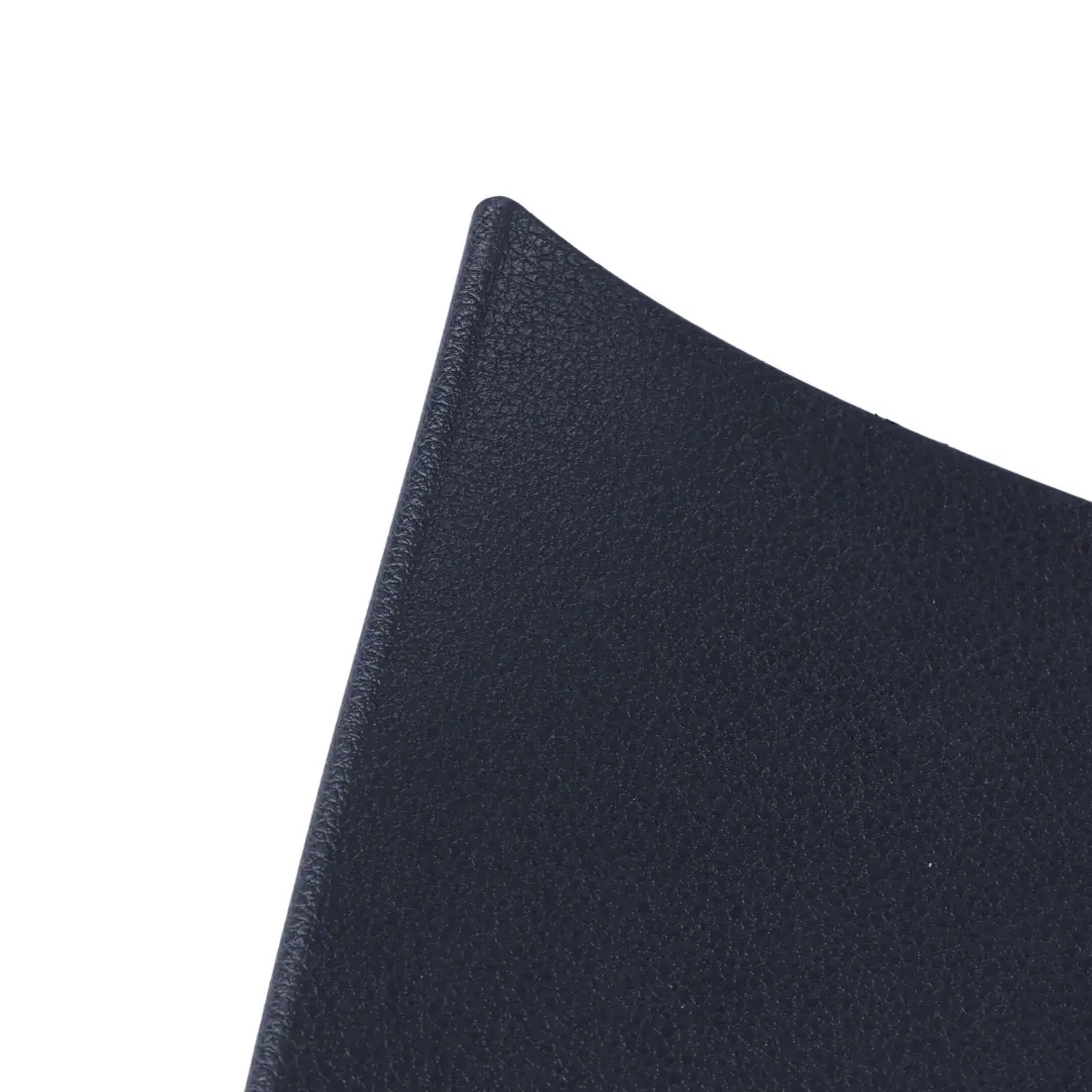 Cache Feu Arrière Hayon Arrière Droit Intérieur Noir pour Audi Q3 F3 à propos du numéro de pièce 83A867658 Audi Q3 F3 Cache Feu Arrière Hayon Arrière Droit Intérieur Noir - SKU 83A867658 - Numéro de pièce 83A867658