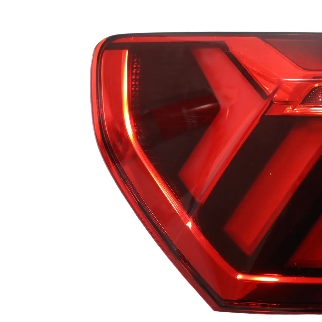 Luz Trasera LED Exterior Izquierda para Audi Q3 F3 con número de pieza 83A945091 Audi Q3 F3 Luz Trasera LED Exterior Izquierda - SKU 83A945091 - Número de pieza 83A945091