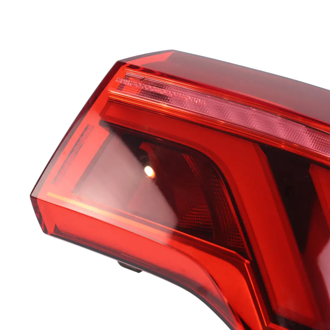 Audi Q3 RSQ3 F3 Luz Exterior Trasera Panel Derecho Lado 83A945094A - SKU 83A945092 - Número de pieza 83A945092