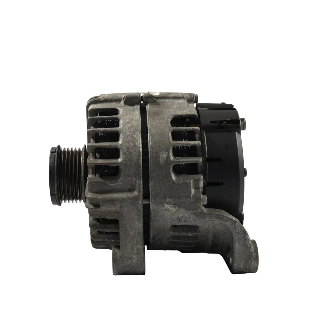 N57N N57Z Motore Diesel Alternatore Generatore 230A 8570675 per BMW F30 F32 LCI con numero di parte 8570676 BMW F30 F32 LCI N57N N57Z Motore Diesel Alternatore Generatore 230A 8570675 - SKU 8570676-1 - Numero di parte 8570676