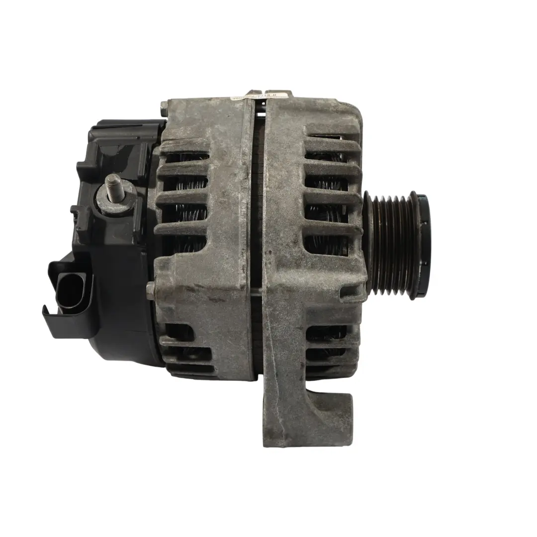 BMW F30 F32 LCI N57N N57Z Diesel Engine Alternator 230A Valeo 8570675 - SKU 8570676-1 - Numer Części 8570676