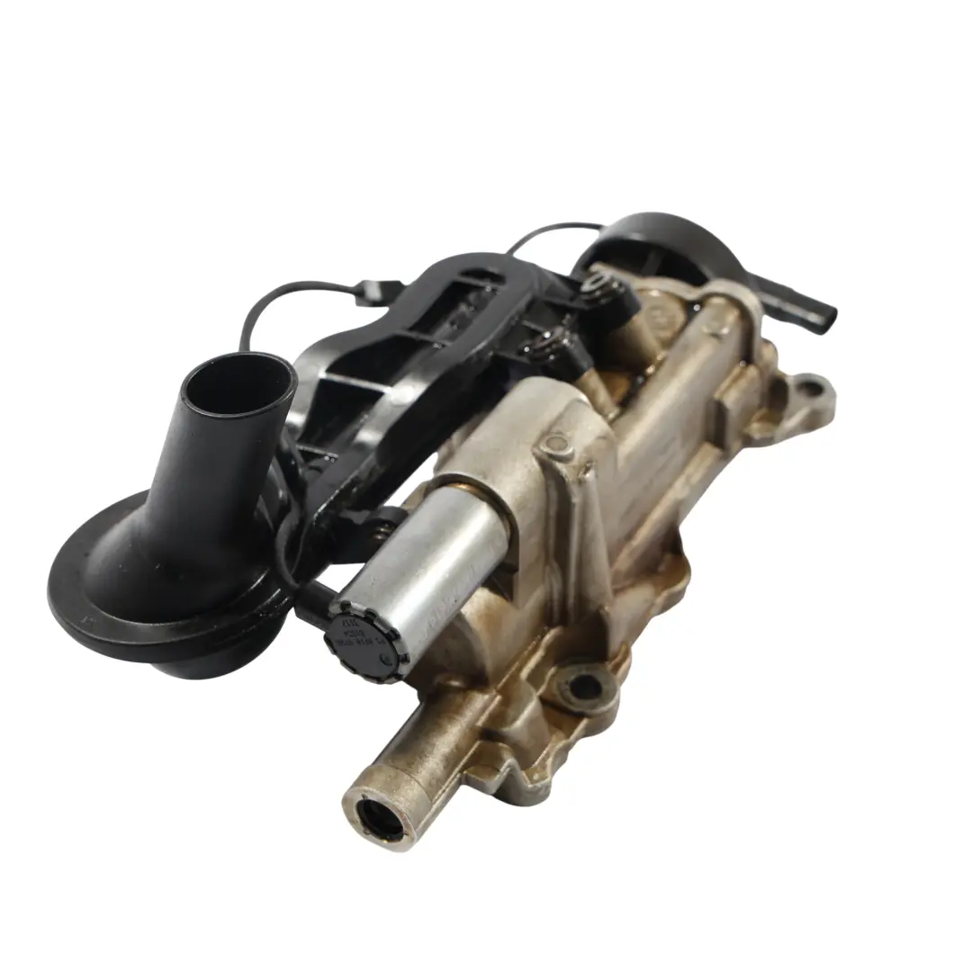 Oil Pump to BMW F20 F21 F30 F31 Engine with Part number 8601646 BMW F20 F21 F30 F31 Engine Oil Pump - SKU 8601646 - Part number 8601646