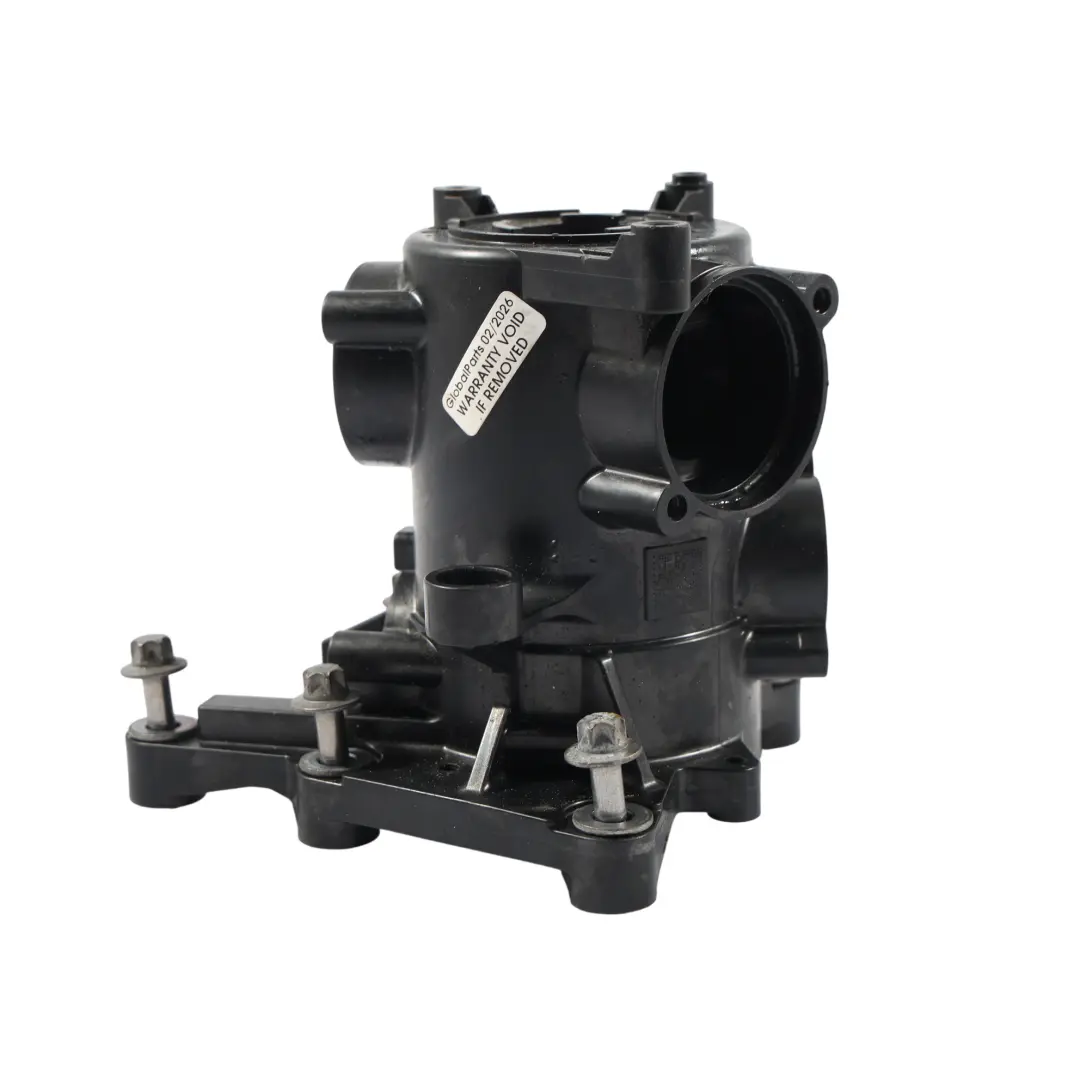 Obudowa Termostatu Benzynowego do BMW X1 F48 Mini F56 o numerze 8631943 BMW X1 F48 Mini F56 Obudowa Termostatu Benzynowego - SKU 8631943-2 - Numer Części 8631943