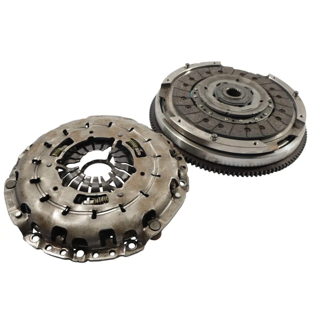 N47N Kit D'Embrayage À Double Volant D'Inertie pour BMW E90 LCI F10 F20 F30 Diesel à propos du numéro de pièce 8638897 BMW E90 LCI F10 F20 F30 Diesel N47N Kit D'Embrayage À Double Volant D'Inertie - SKU 8638897-2 - Numéro de pièce 8638897