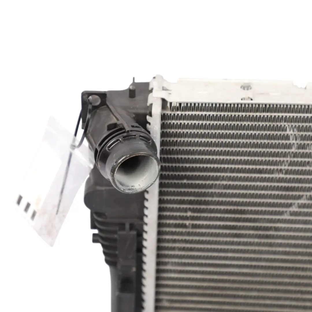 BMW F20 F21 F22 F30 F31 F32 Motor Radiador Refrigeración Refrigerante - SKU 8672107 - Número de pieza 8672107