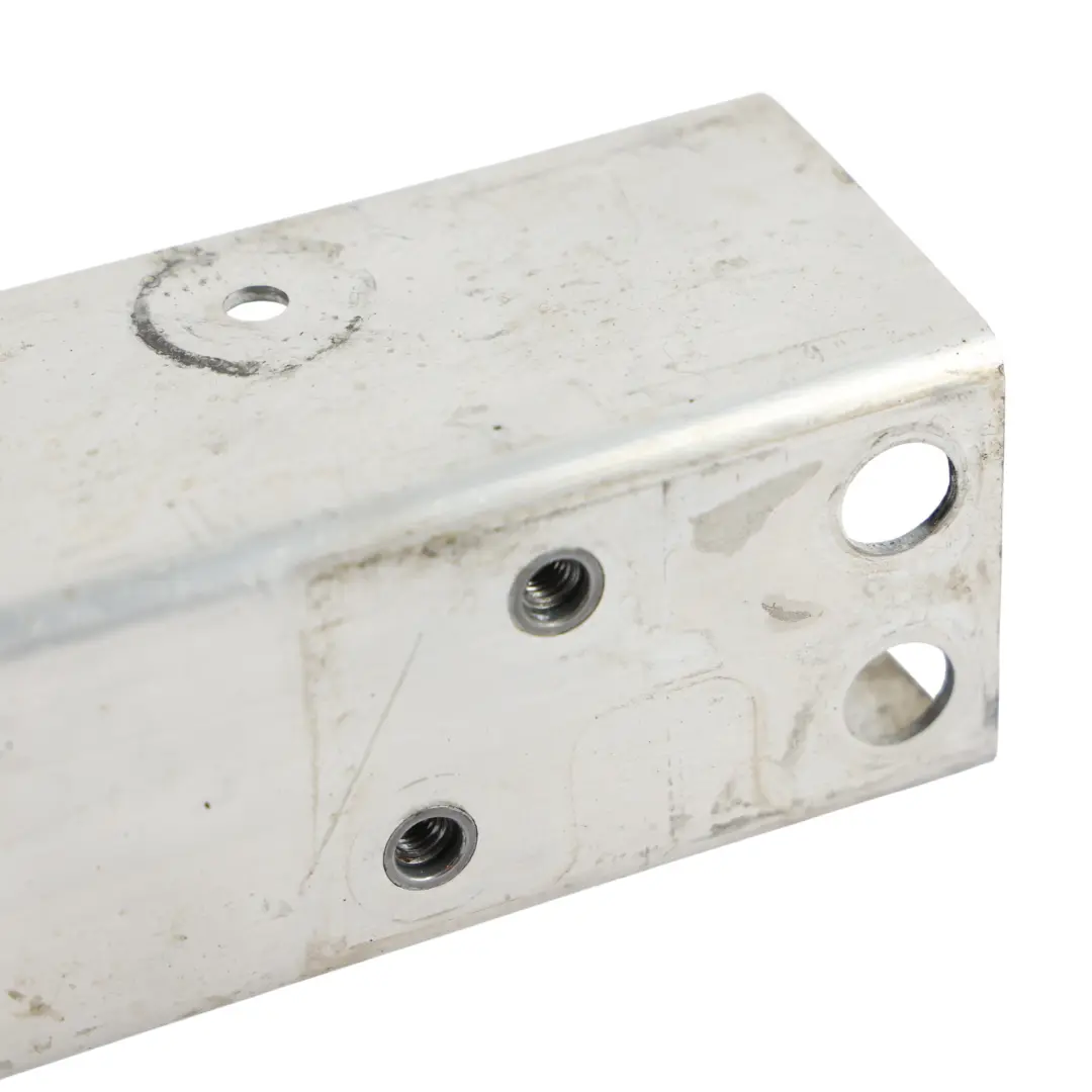 F74 F78 X1 U11 Stoßstange Vorne Aufprall Dämpfer Leiste Links für BMW F70 mit Teilenummer 8737253 BMW F70 F74 F78 X1 U11 Stoßstange Vorne Aufprall Dämpfer Leiste Links - SKU 8737253 - Teilenummer 8737253