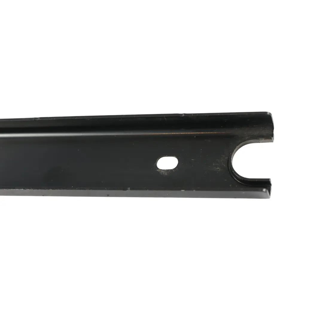 F74 F78 Soporte Montaje Auxiliar Radiador Inferior Izquierdo para BMW F70 con número de pieza 8737285 BMW F70 F74 F78 Soporte Montaje Auxiliar Radiador Inferior Izquierdo - SKU 8737285 - Número de pieza 8737285