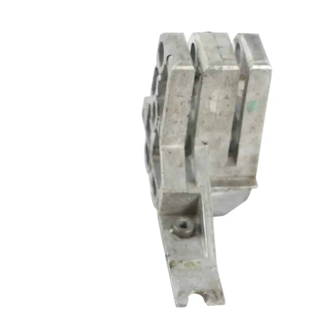 BMW F70 F74 F78 Support Fixation Inférieur Gauche Pare-Chocs Avant - SKU 8737337 - Numéro de pièce 8737337