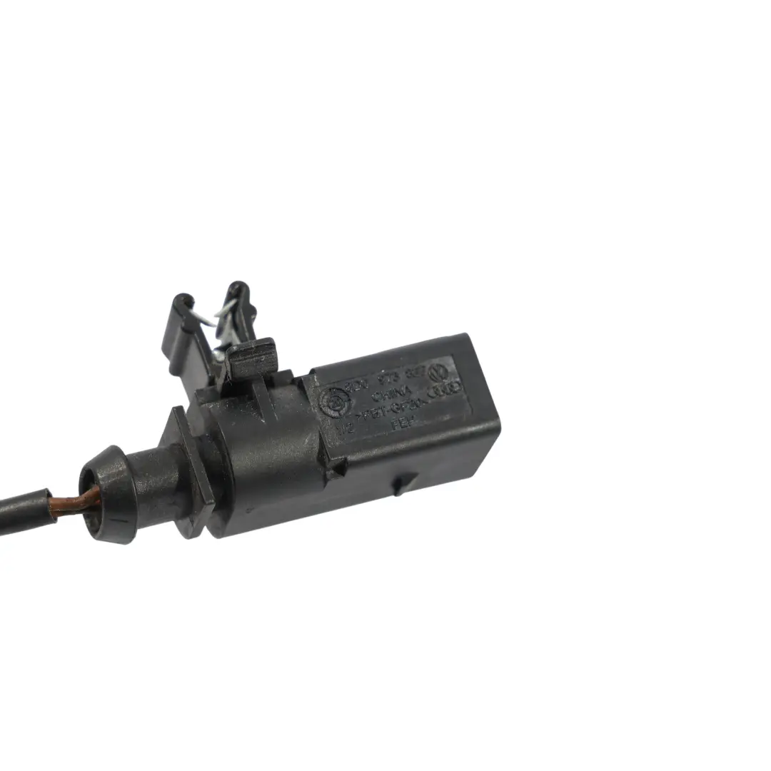 Connettore Piatto Blocco Coperchio Interruttore Filo Cofano per Audi Q3 F3 con numero di parte 8D0973822 Audi Q3 F3 Connettore Piatto Blocco Coperchio Interruttore Filo Cofano - SKU 8D0973822 - Numero di parte 8D0973822