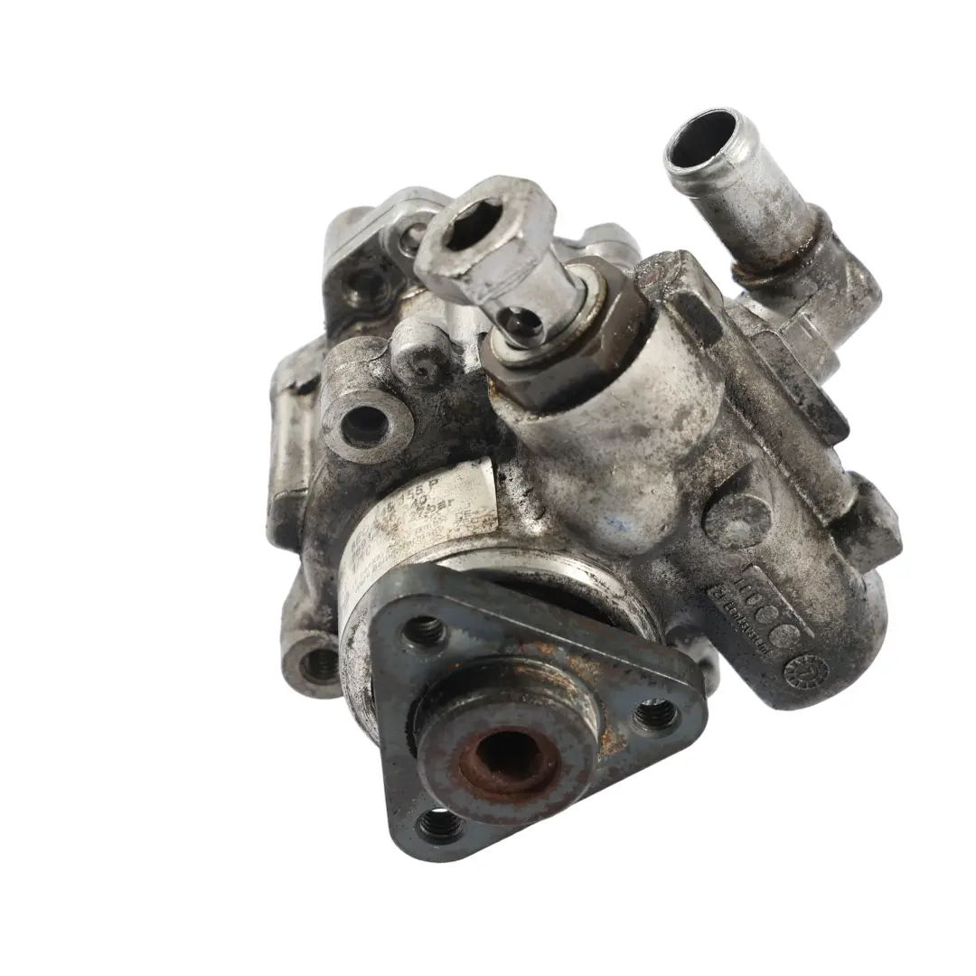 Pompa Del Servosterzo 3.2 FSI AUK BKH 06E903133D per Audi A4 B7 con numero di parte 8E0145155P Audi A4 B7 Pompa Del Servosterzo 3.2 FSI AUK BKH 06E903133D - SKU 8E0145155P - Numero di parte 8E0145155P