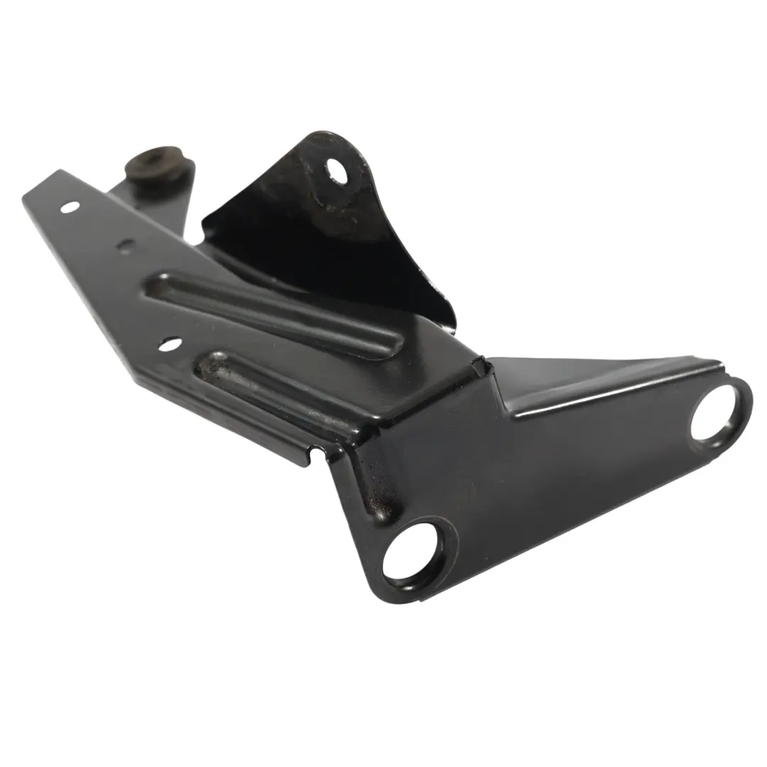 Audi A4 B7 Support Fixation Gauche Échangeur Air - SKU 8E0145813G - Numéro de pièce 8E0145813G