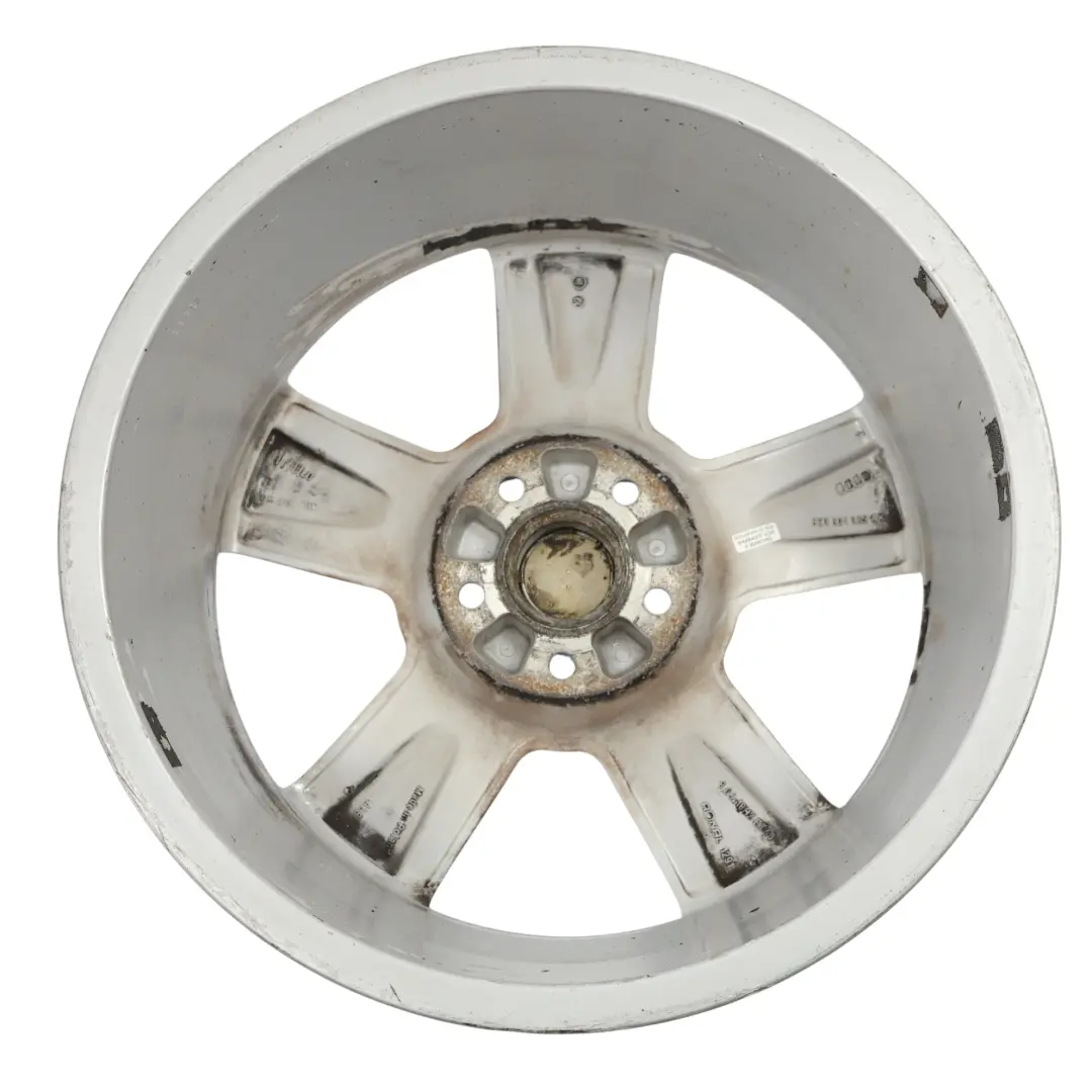 Jante en alliage argenté 18" ET:43 8J pour Audi A4 B7 à propos du numéro de pièce 8E0601025AK Audi A4 B7 Jante en alliage argenté 18" ET:43 8J - SKU 8E0601025AK-1 - Numéro de pièce 8E0601025AK