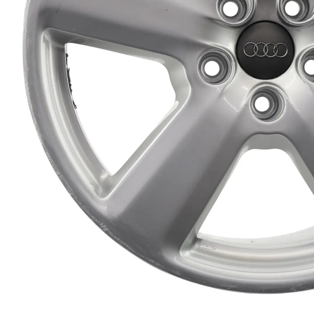 Silberne Leicht Metall Felge 18" ET:43 8J für Audi A4 B7 mit Teilenummer 8E0601025AK Audi A4 B7 Silberne Leicht Metall Felge 18" ET:43 8J - SKU 8E0601025AK-1 - Teilenummer 8E0601025AK
