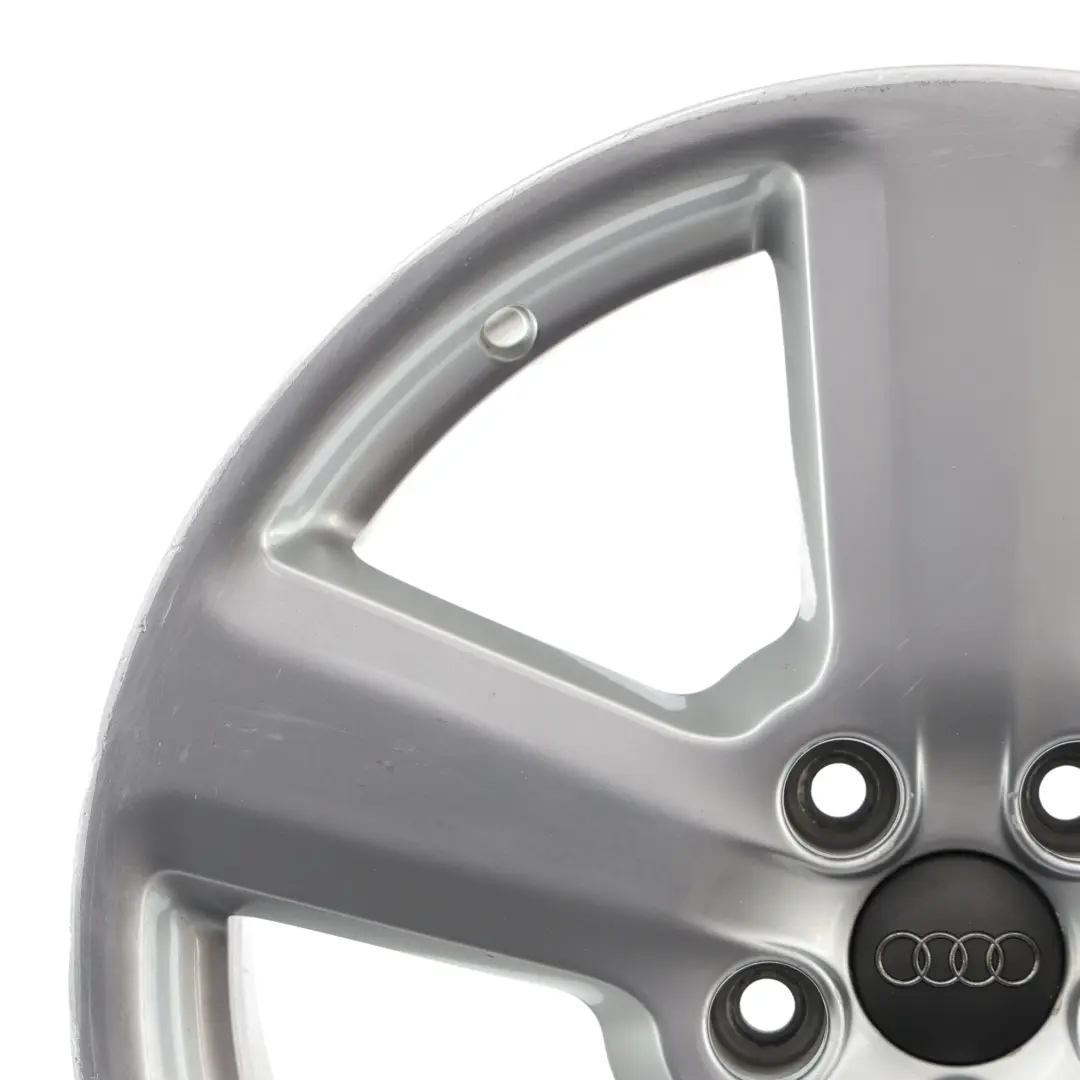 Llanta De Aleación Plateada Audi A4 B7 18" ET:43 8J para con número de pieza 8E0601025AK Llanta De Aleación Plateada Audi A4 B7 18" ET:43 8J - SKU 8E0601025AK-6 - Número de pieza 8E0601025AK
