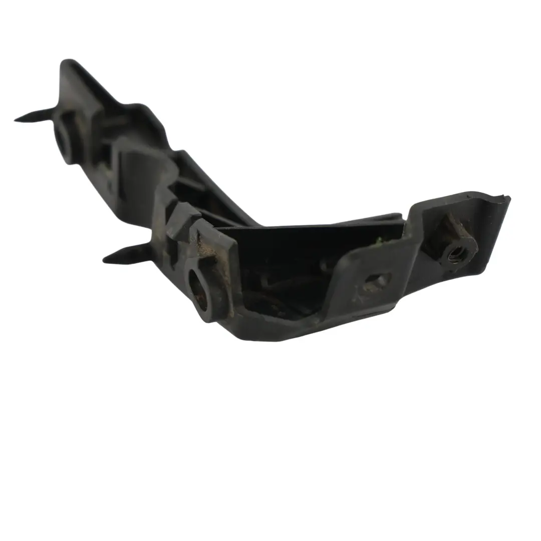 Uchwyt Zderzaka Przedni Prawy do Audi A4 B7 A4 S Line o numerze 8E0807284E Audi A4 B7 A4 S Line Uchwyt Zderzaka Przedni Prawy - SKU 8E0807284E - Numer Części 8E0807284E