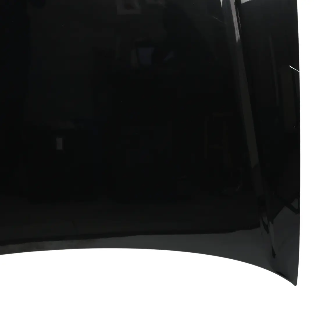 Maska Pokrywa Silnika Phantom Black Czarny - Z9Y do Audi A4 B7 o numerze 8E0823029D Audi A4 B7 Maska Pokrywa Silnika Phantom Black Czarny - Z9Y - SKU 8E0823029D-PHB - Numer Części 8E0823029D