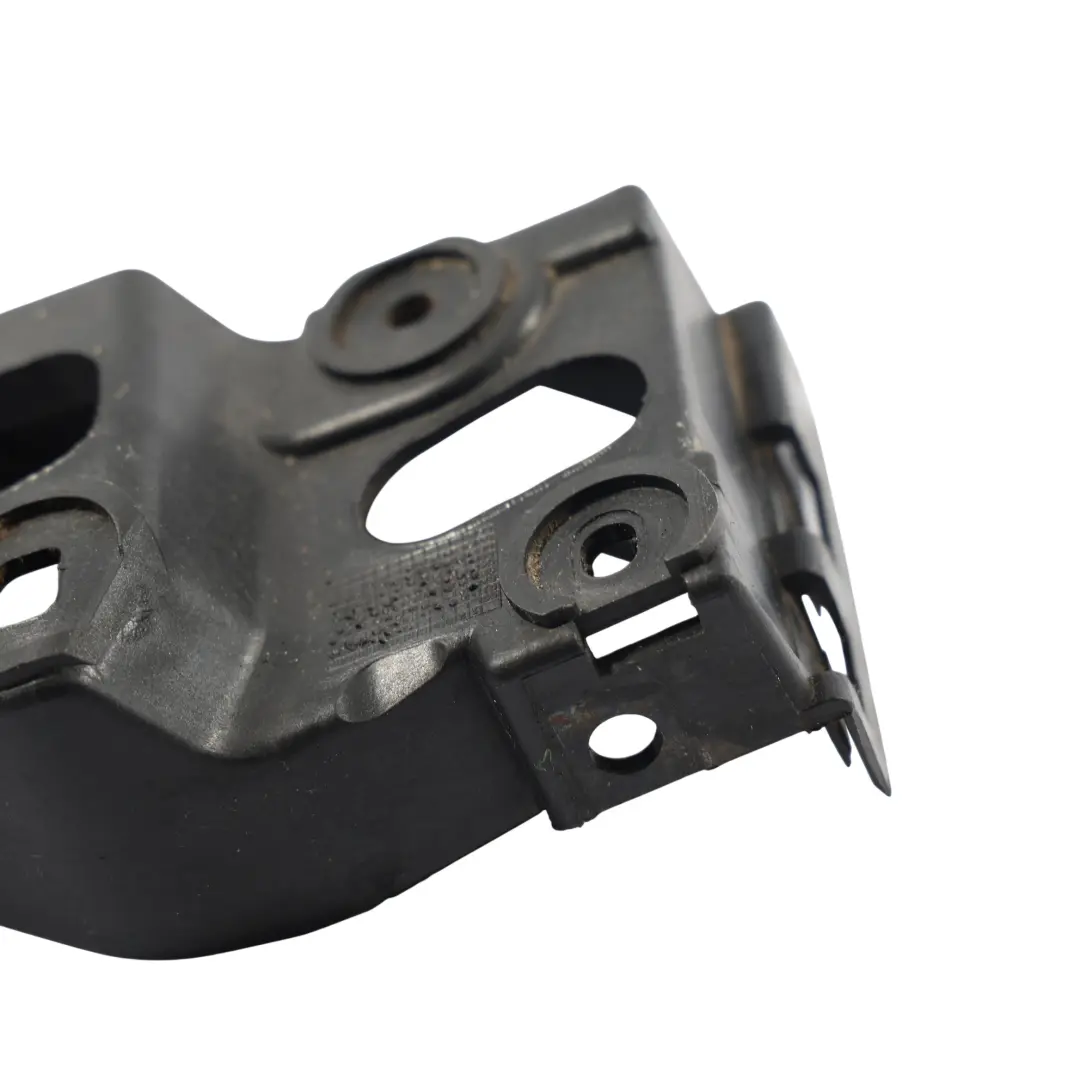 Uchwyt Mocowanie Zderzaka Przedniego Prawy do Audi A4 B7 o numerze 8E0853922D Audi A4 B7 Uchwyt Mocowanie Zderzaka Przedniego Prawy - SKU 8E0853922D - Numer Części 8E0853922D