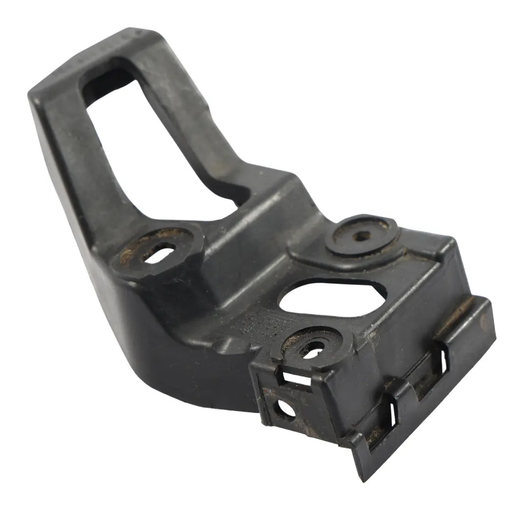 Audi A4 B7 Frontstoßstangen Halterung Halter Rechts - SKU 8E0853922D - Teilenummer 8E0853922D