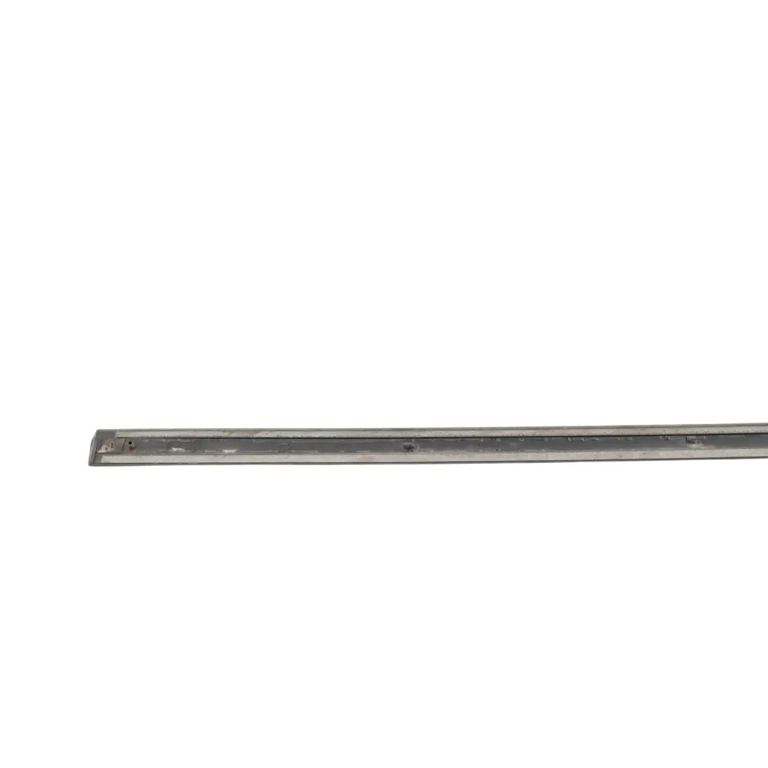 Audi A4 B7 Listwa Drzwi Przednich Lewa Czarny Brillant Y9B - SKU 8E0853953-BBL - Numer Części 8E0853953