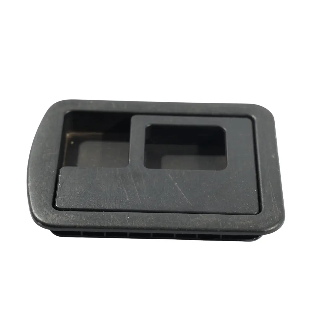 Audi A4 B8 Berline Poignée De Tapis De Coffre Arrière - SKU 8E5863627 - Numéro de pièce 8E5863627