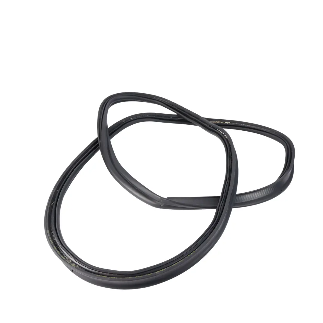 8F S5 8F Portellone Bagagliaio Posteriore Guarnizione Gomma per Audi A5 con numero di parte 8F0827705 Audi A5 8F S5 8F Portellone Bagagliaio Posteriore Guarnizione Gomma - SKU 8F0827705 - Numero di parte 8F0827705