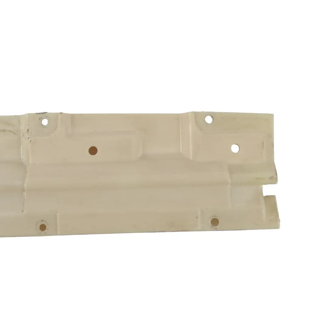 Boot Lid Brake Light Backing Cover Inner Center to Audi A4 B7 A4 S Line with Part number 8H0827339A Audi A4 B7 A4 S Line Boot Lid Brake Light Backing Cover Inner Center - SKU 8H0827339A - Part number 8H0827339A