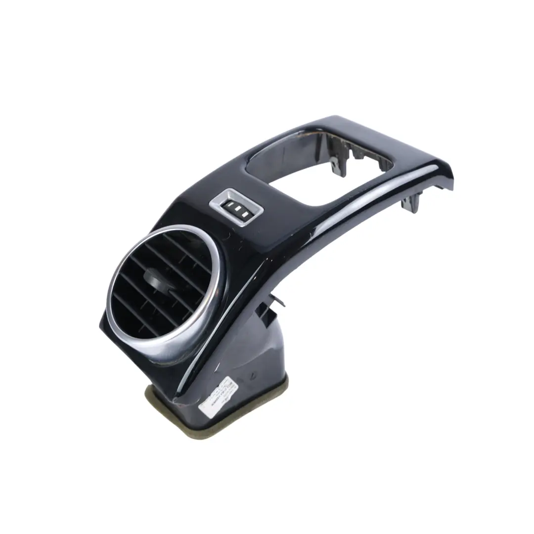 Land Rover Discovery 3 L319 Panneau D'Aération Extérieur Droit - SKU 8H22-01454-HA - Numéro de pièce 8H22-01454-HA