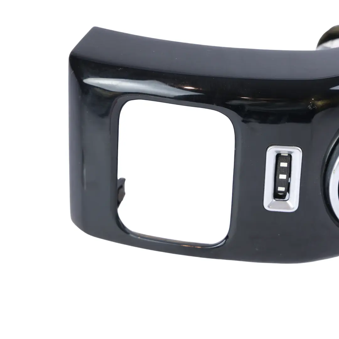 Land Rover Discovery 3 L319 Lüftungs Gitter Außen Links - SKU 8H22-01454-JA - Teilenummer 8H22-01454-JA