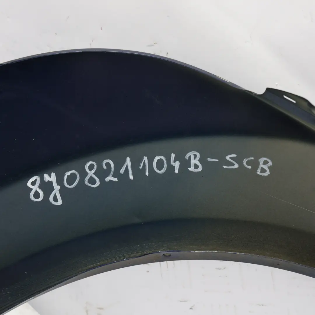 Pannello Laterale Anteriore Destro Scuba Blue Metallic - X5Q per Audi TT 8J con numero di parte 8J0821104B Audi TT 8J Pannello Laterale Anteriore Destro Scuba Blue Metallic - X5Q - SKU 8J0821104B-SCB - Numero di parte 8J0821104B