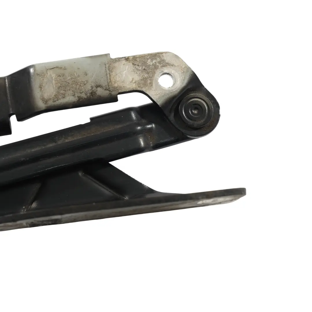 Charnière Capot Avant Droite Phantom Noir - Z9Y pour Audi TT 8J à propos du numéro de pièce 8J0823302D Audi TT 8J Charnière Capot Avant Droite Phantom Noir - Z9Y - SKU 8J0823302D-PHB - Numéro de pièce 8J0823302D