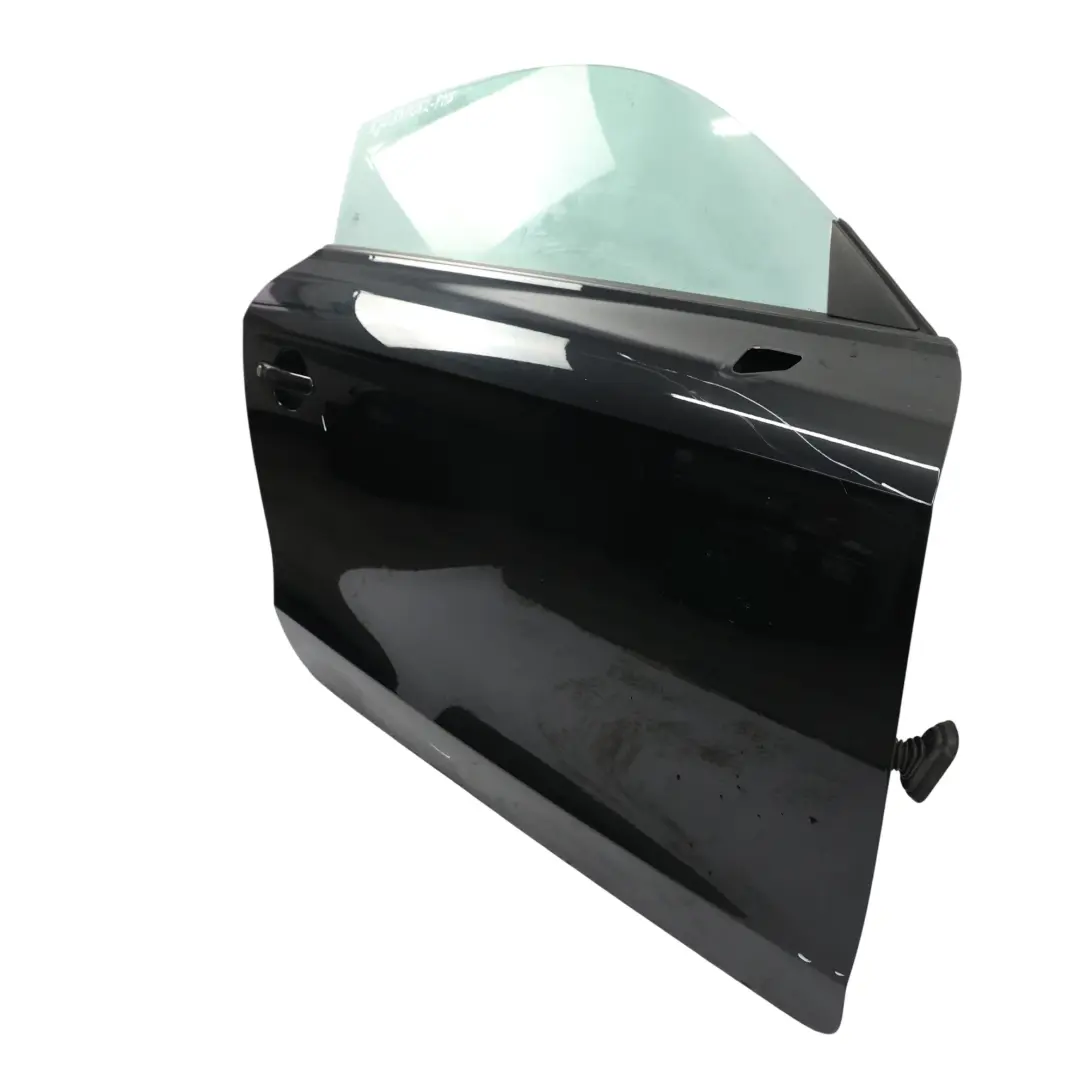 Puerta Delantera Derecha Panel Cubierta Phantom Black Negro - Z9Y para Audi TT 8J con número de pieza 8J0831052A Audi TT 8J Puerta Delantera Derecha Panel Cubierta Phantom Black Negro - Z9Y - SKU 8J0831052A-PHB - Número de pieza 8J0831052A