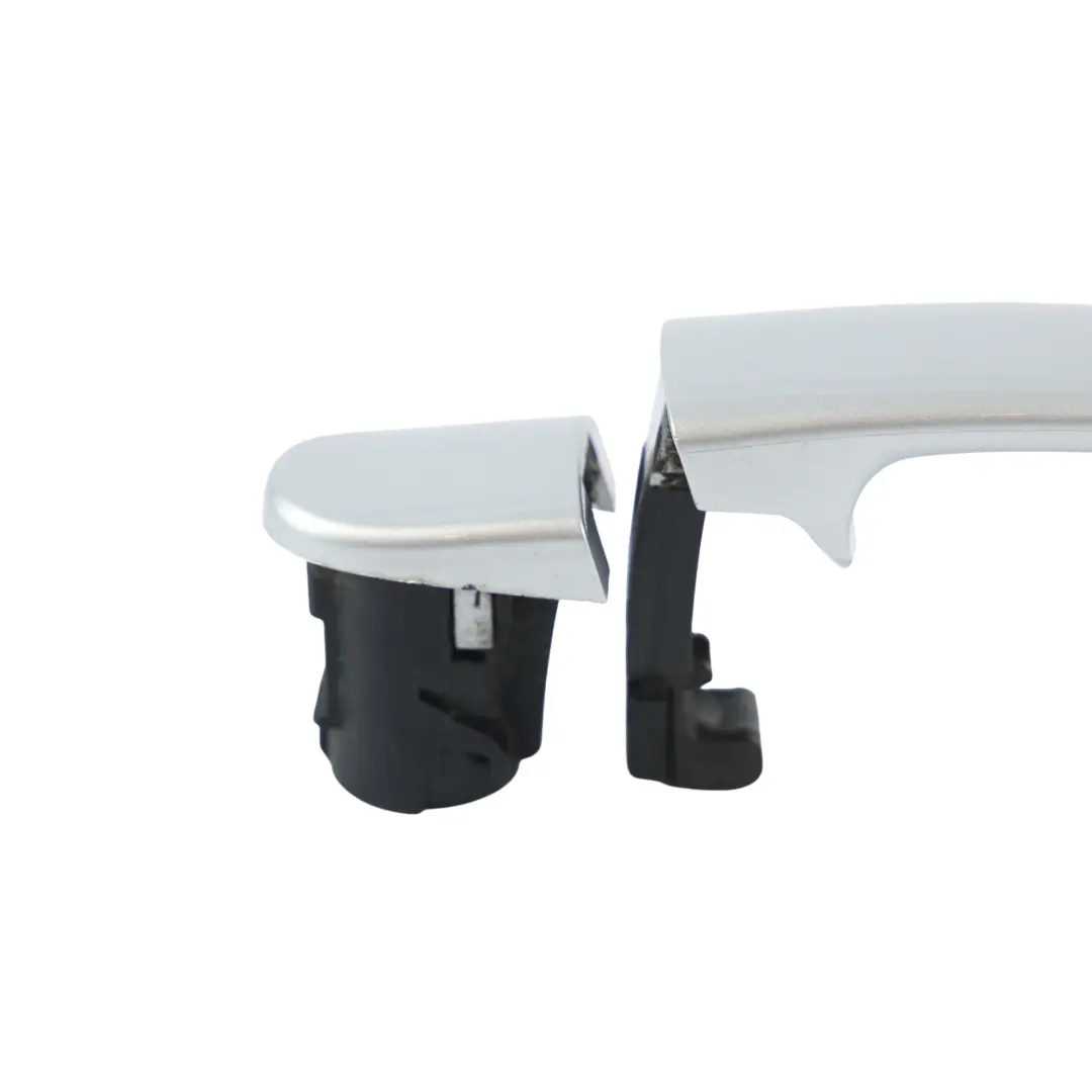 Audi TT 8J Front Door Handle Passenger Side Ice Silver Metallic - X7W - SKU 8J0837207-ICS - Part number 8J0837207