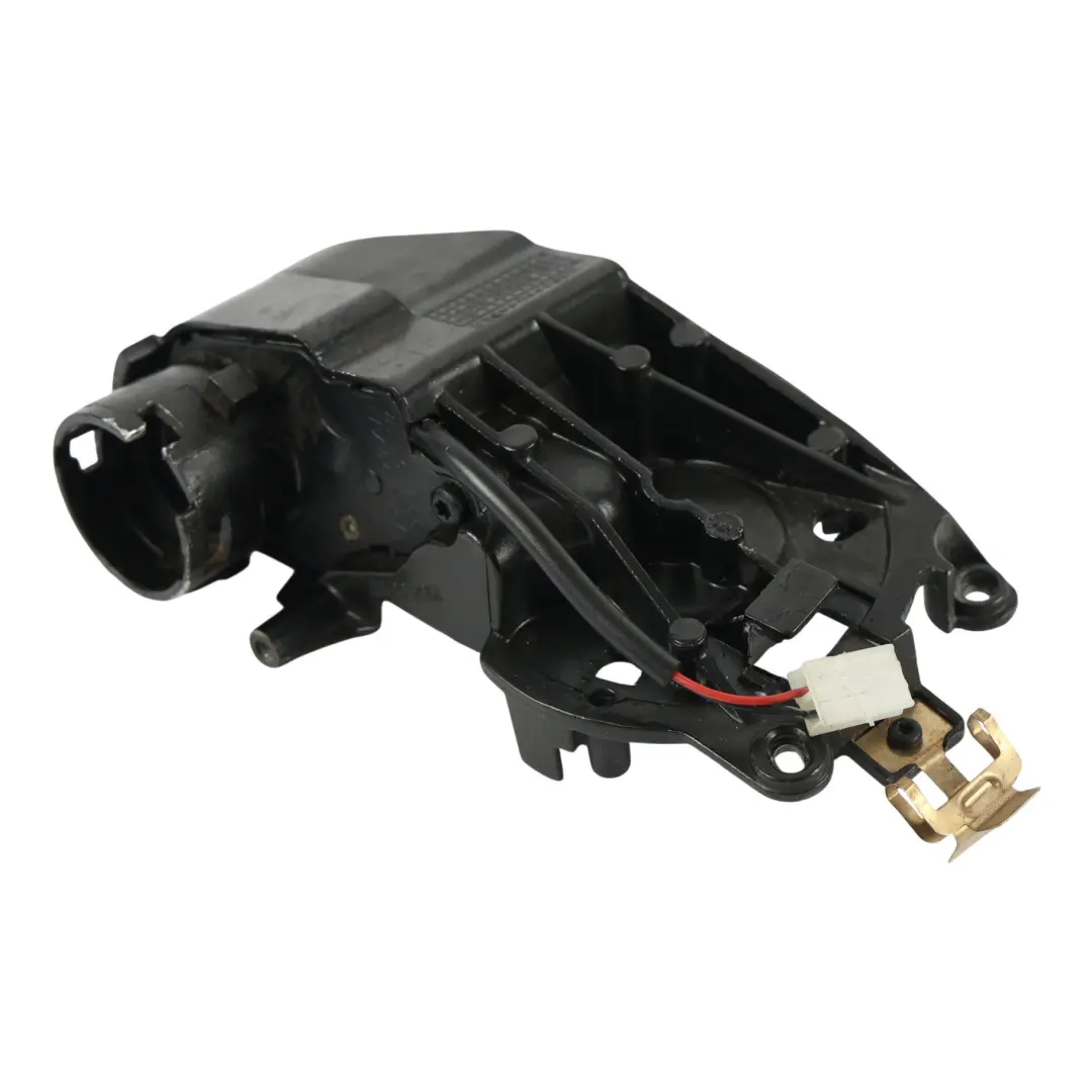 Piastra Montaggio Specchietto Esterno Sinistro per Audi TTS 8J con numero di parte 8J0858531A Audi TTS 8J Piastra Montaggio Specchietto Esterno Sinistro - SKU 8J0858531A - Numero di parte 8J0858531A
