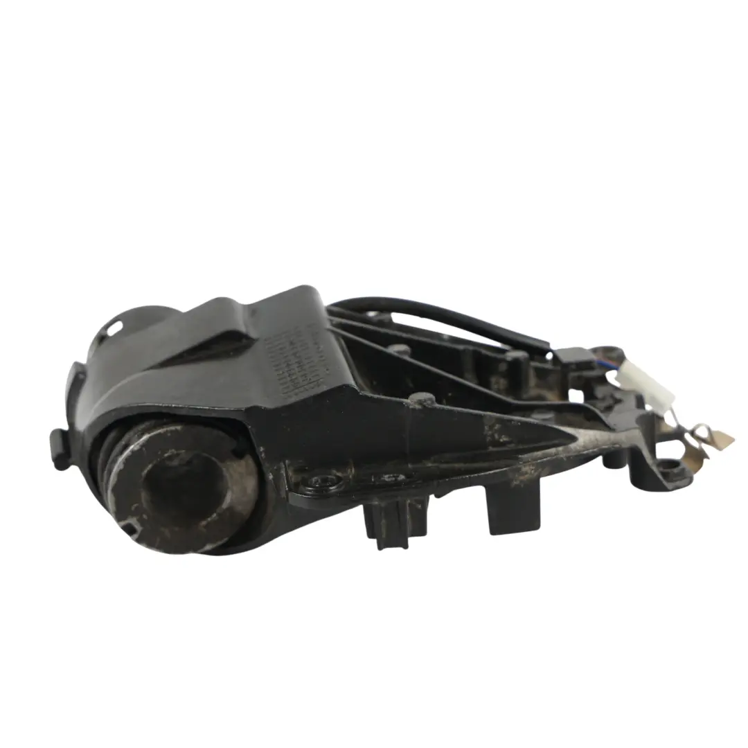 Mk2 Płyta Montażowa Uchwyt Lusterka Prawa do Audi TT 8J o numerze 8J0858532A Audi TT 8J Mk2 Płyta Montażowa Uchwyt Lusterka Prawa - SKU 8J0858532A - Numer Części 8J0858532A