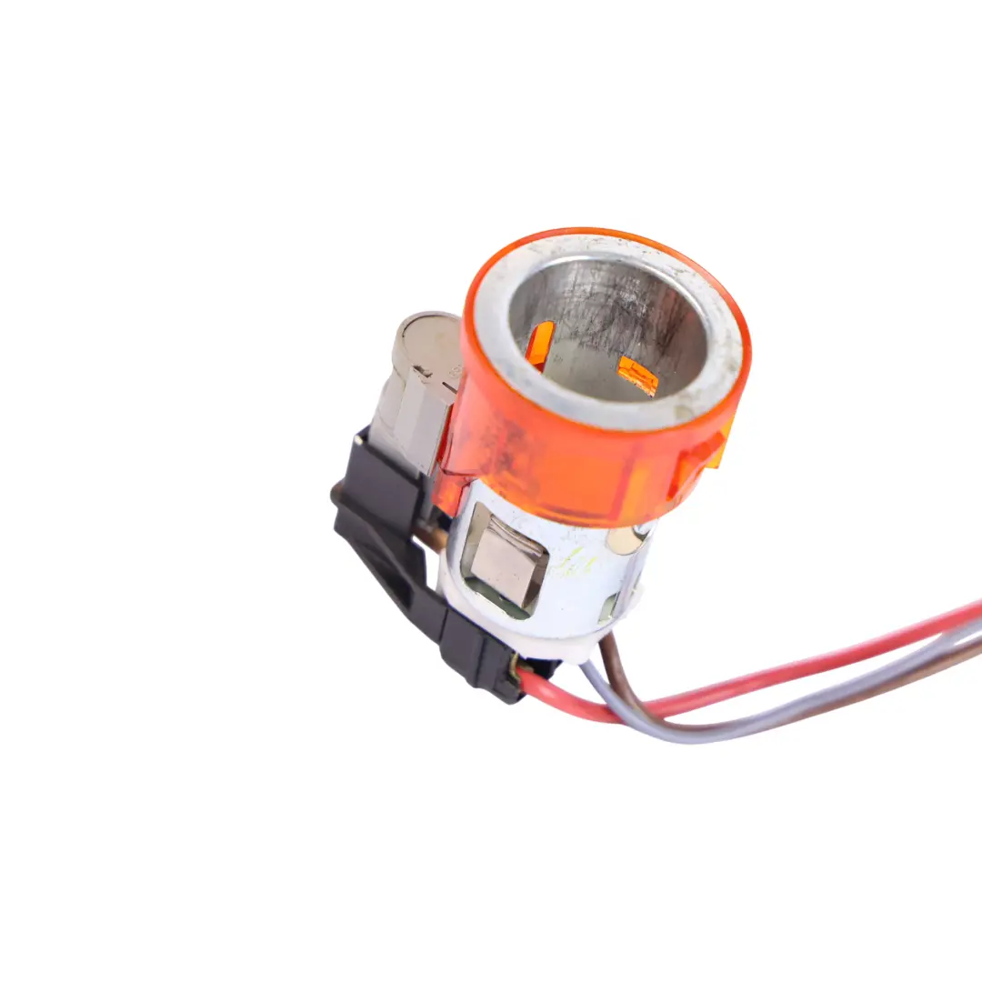Audi A4 B8 A5 8T Q5 8R TT 8J Prise Allume-Cigare 12V - SKU 8J0919303 - Numéro de pièce 8J0919303