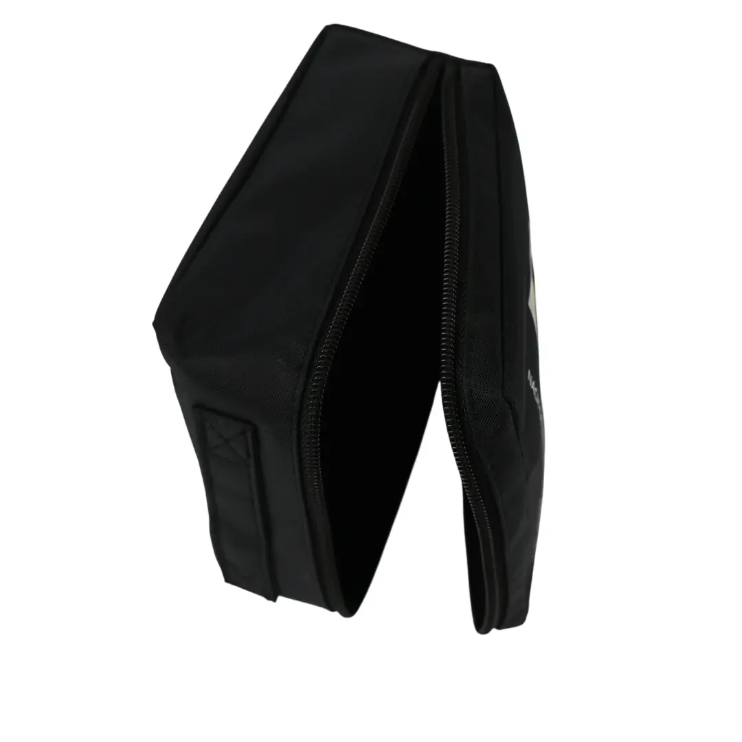 Botiquín De Primeros Auxilios Universal Bolsa Negra para Audi con número de pieza 8J7860282 Audi Botiquín De Primeros Auxilios Universal Bolsa Negra - SKU 8J7860282 - Número de pieza 8J7860282