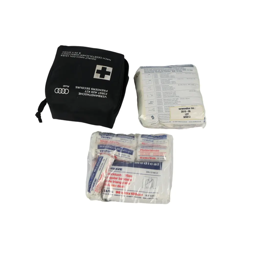 Universal First Aid Emergency Medical Kit Nero Pouch per Audi con numero di parte 8J7860282 Audi Universal First Aid Emergency Medical Kit Nero Pouch - SKU 8J7860282 - Numero di parte 8J7860282
