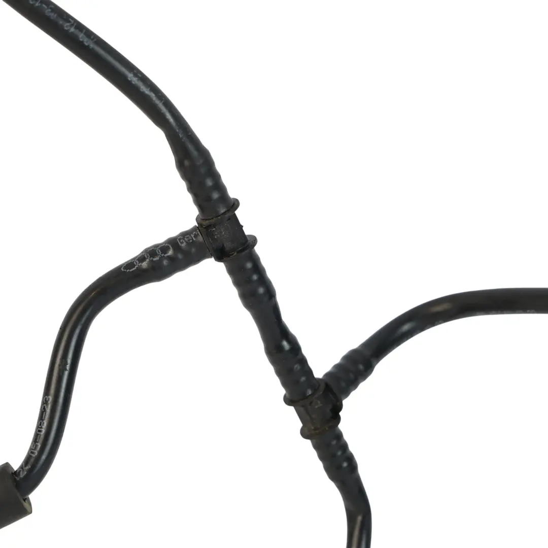 Motore Tubo Refrigerante Linea per Audi A4 Avant B8 S5 8T A5 S5 con numero di parte 8K0121081CM Audi A4 Avant B8 S5 8T A5 S5 Motore Tubo Refrigerante Linea - SKU 8K0121081CM - Numero di parte 8K0121081CM