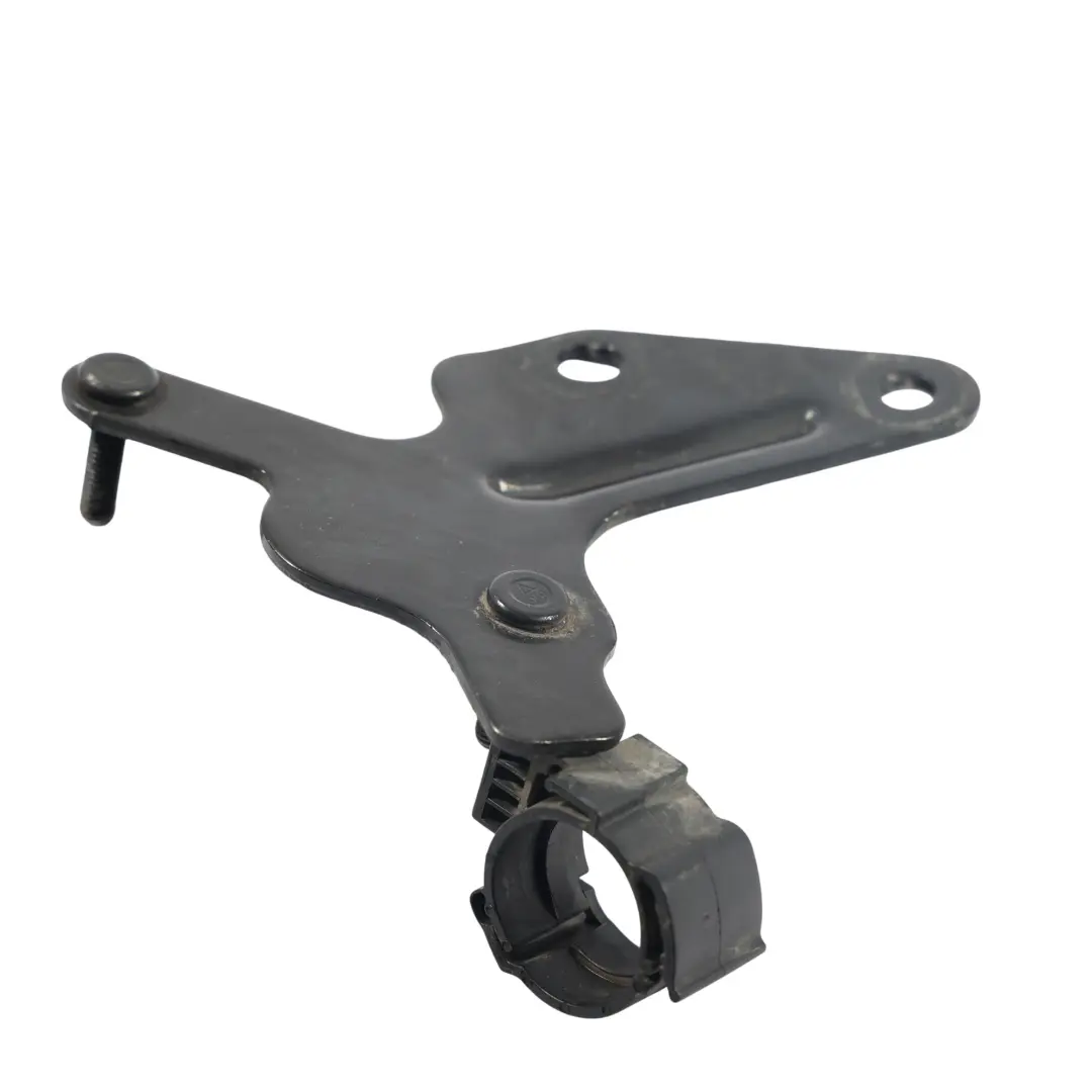 Audi A4 B8 A5 8T Support Valve Solénoïde Refroidisseur Huile - SKU 8K0121313B - Numéro de pièce 8K0121313B