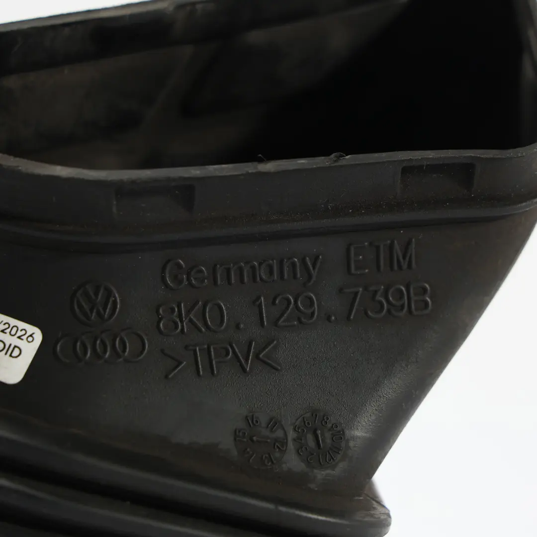 Audi A4 B8 A5 8T 2.0 TDI Conduit D'Admission D'Air Tuyau - SKU 8K0129739B - Numéro de pièce 8K0129739B