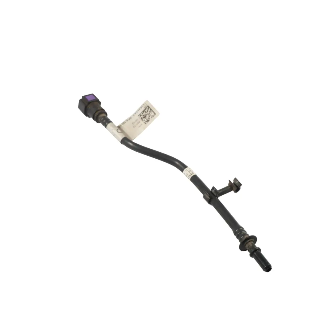 Adblue Manguera Tubo para Audi S4 A4 B8 con número de pieza 8K0131987B Audi S4 A4 B8 Adblue Manguera Tubo - SKU 8K0131987B - Número de pieza 8K0131987B