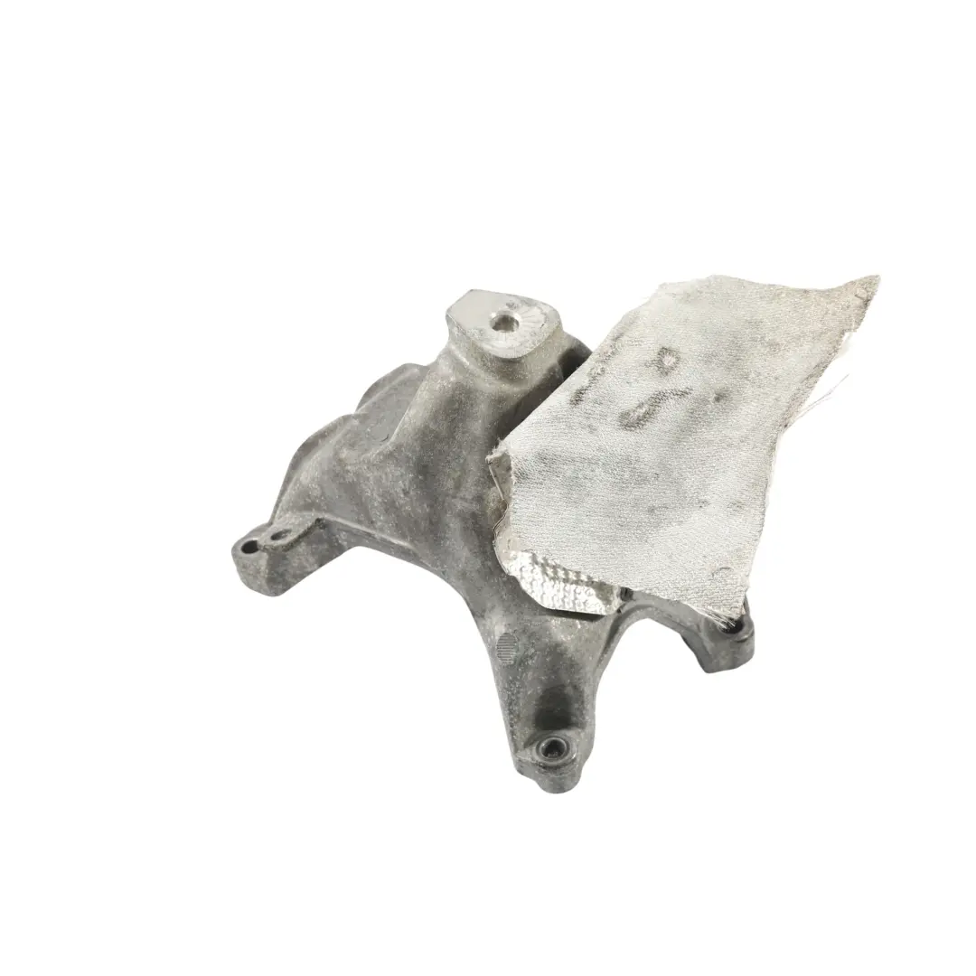 Wspornik Mocowania Łapa Silnika Prawy Benzyna do Audi A4 B8 A5 8T o numerze 8K0199308CH Audi A4 B8 A5 8T Wspornik Mocowania Łapa Silnika Prawy Benzyna - SKU 8K0199308CH - Numer Części 8K0199308CH