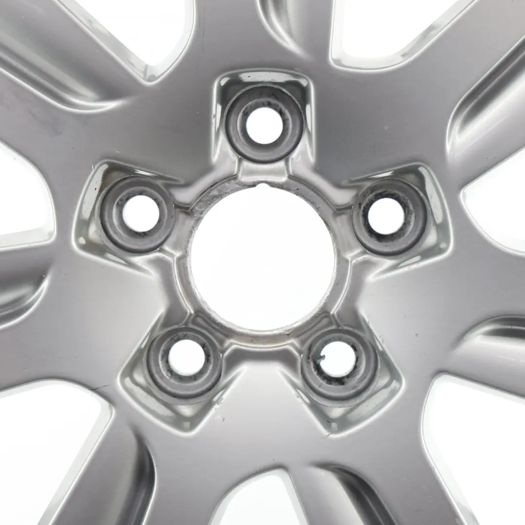 Llanta de aleación plateada 17" ET:45 7,5J para Audi A4 B8 A5 8T con número de pieza 8K0601025B Audi A4 B8 A5 8T Llanta de aleación plateada 17" ET:45 7,5J - SKU 8K0601025B-1 - Número de pieza 8K0601025B