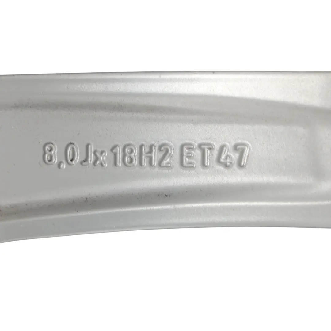 Argento Cerchio In Lega 18" 8J ET:47 per Audi A4 B8 con numero di parte 8K0601025BT Audi A4 B8 Argento Cerchio In Lega 18" 8J ET:47 - SKU 8K0601025BT-1 - Numero di parte 8K0601025BT